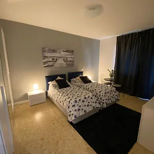 Ytha Housse Centro Affittacamere